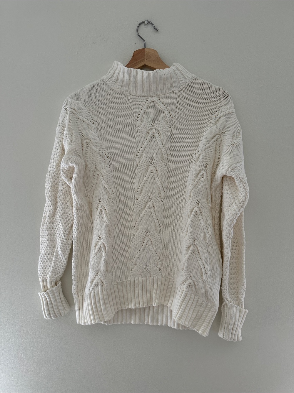 Chunky knit turtle neck sweater